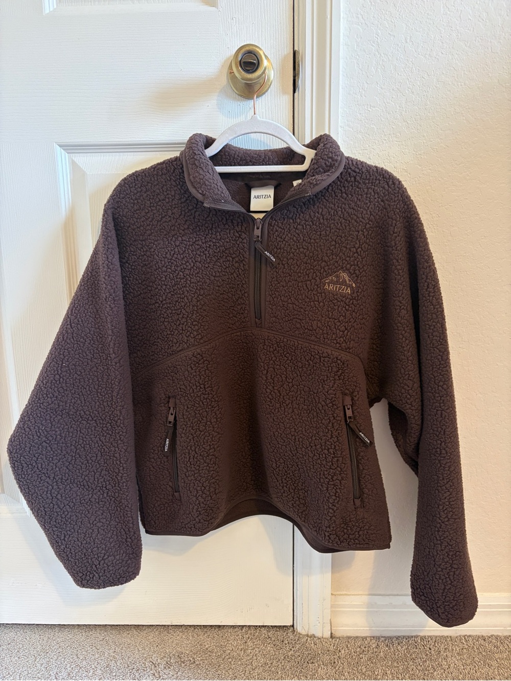 Aritzia polartec quarter zip in rich mocha brown